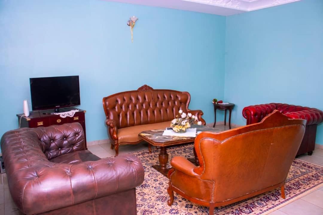 Appartement Meuble 2 Chambres Montee Jouvence ياوندي المظهر الخارجي الصورة
