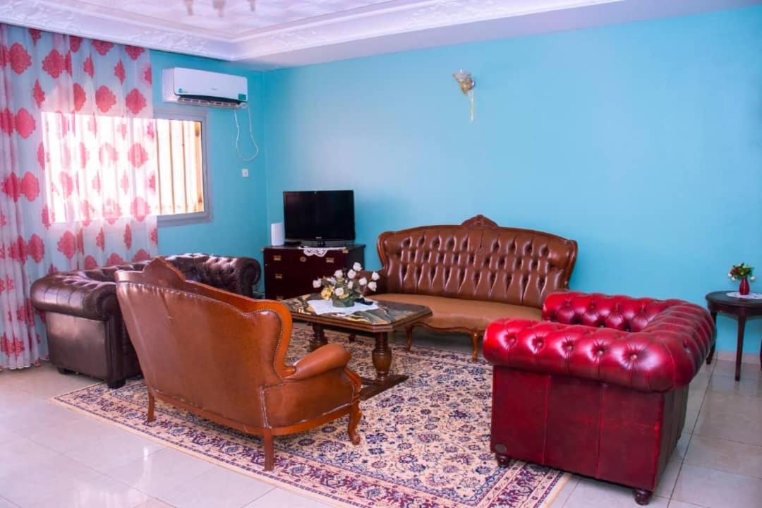 Appartement Meuble 2 Chambres Montee Jouvence ياوندي المظهر الخارجي الصورة